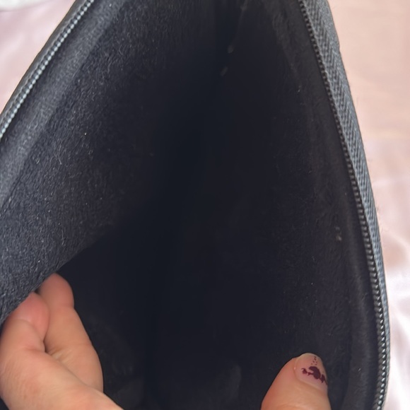 Marc By Marc Jacobs tablet case - Picture 3 of 3